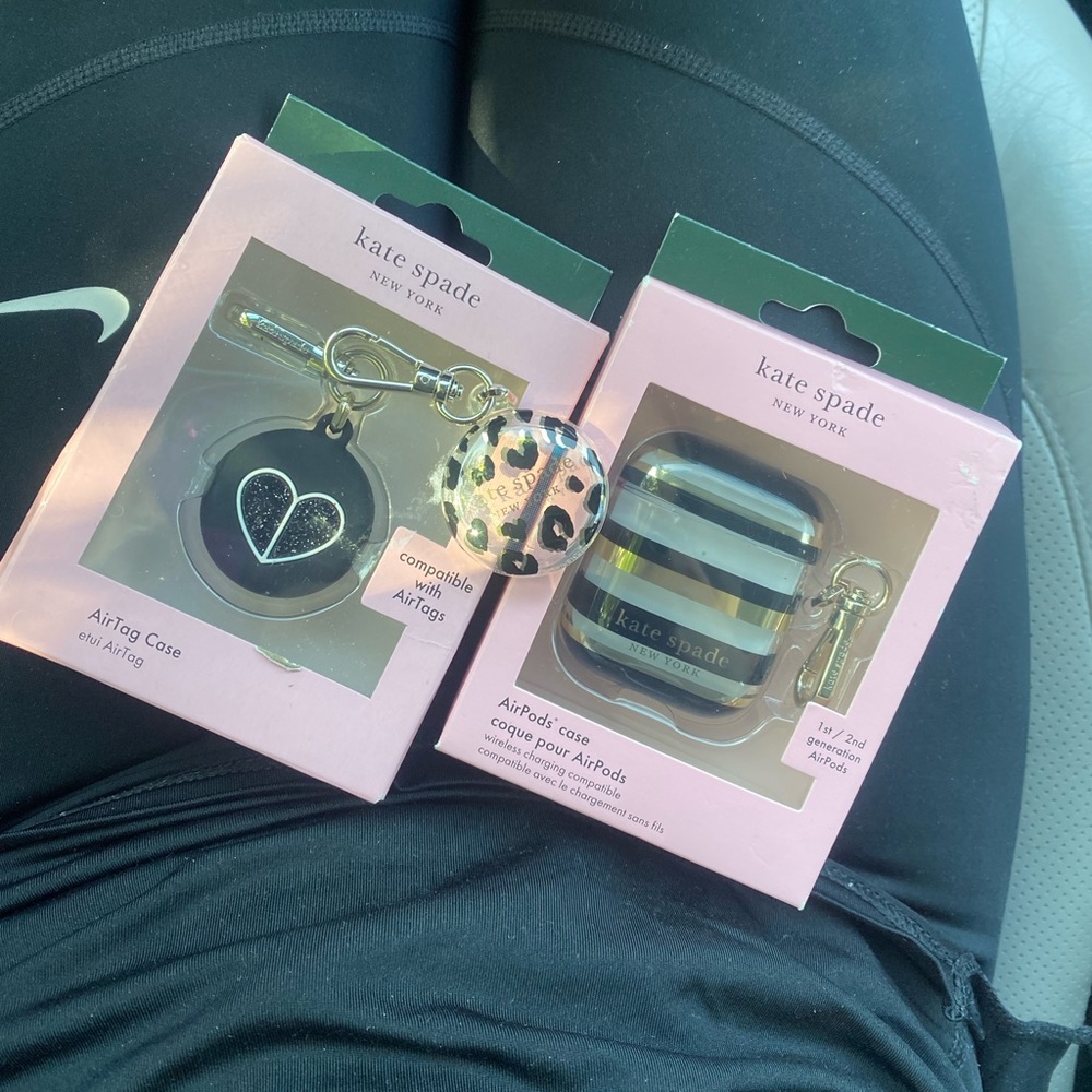 3 Kate Spade Accesories